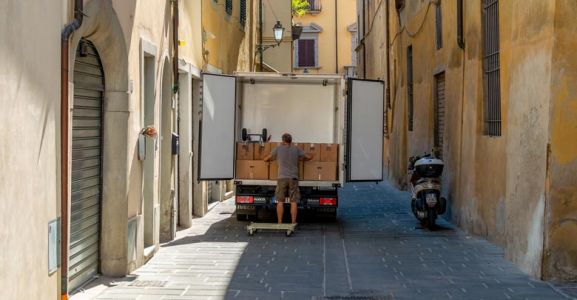 Permessi di carico/scarico e manutenzione (Cat. 63)