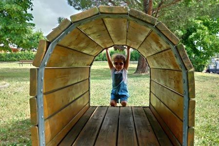 Giardini a Prato con area giochi attrezzata